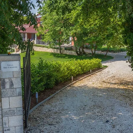 Tre Colonne For 10 Persons In Istria With 60 M2 Private Pool, Mini Golf&sauna *