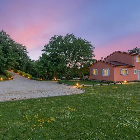 Tre Colonne For 10 Persons In Istria With 60 M2 Private Pool, Mini Golf&sauna