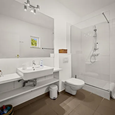 Tre Colonne For 10 Persons In Istria With 60 M2 Private Pool, Mini Golf&sauna Modrušani