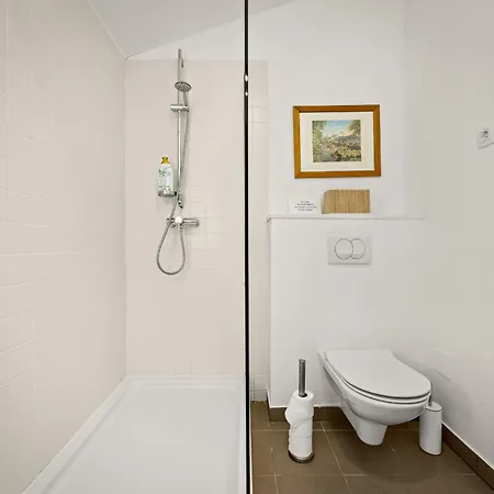 Tre Colonne For 10 Persons In Istria With 60 M2 Private Pool, Mini Golf & Sauna Modrušani