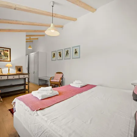 Villa Tre Colonne For 10 Persons In Istria With 60 M2 Private Pool, Mini Golf&sauna *