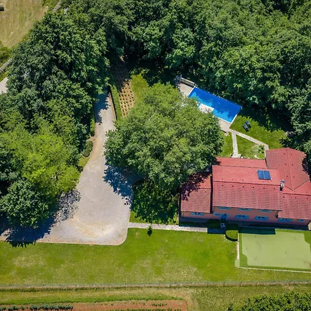 Tre Colonne For 10 Persons In Istria With 60 M2 Private Pool, Mini Golf & Sauna Villa