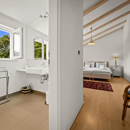 Tre Colonne For 10 Persons In Istria With 60 M2 Private Pool, Mini Golf & Sauna Willa Modrušani