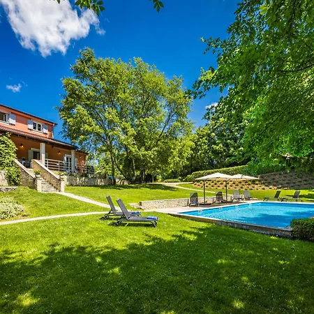 Willa Tre Colonne For 10 Persons In Istria With 60 M2 Private Pool, Mini Golf & Sauna *